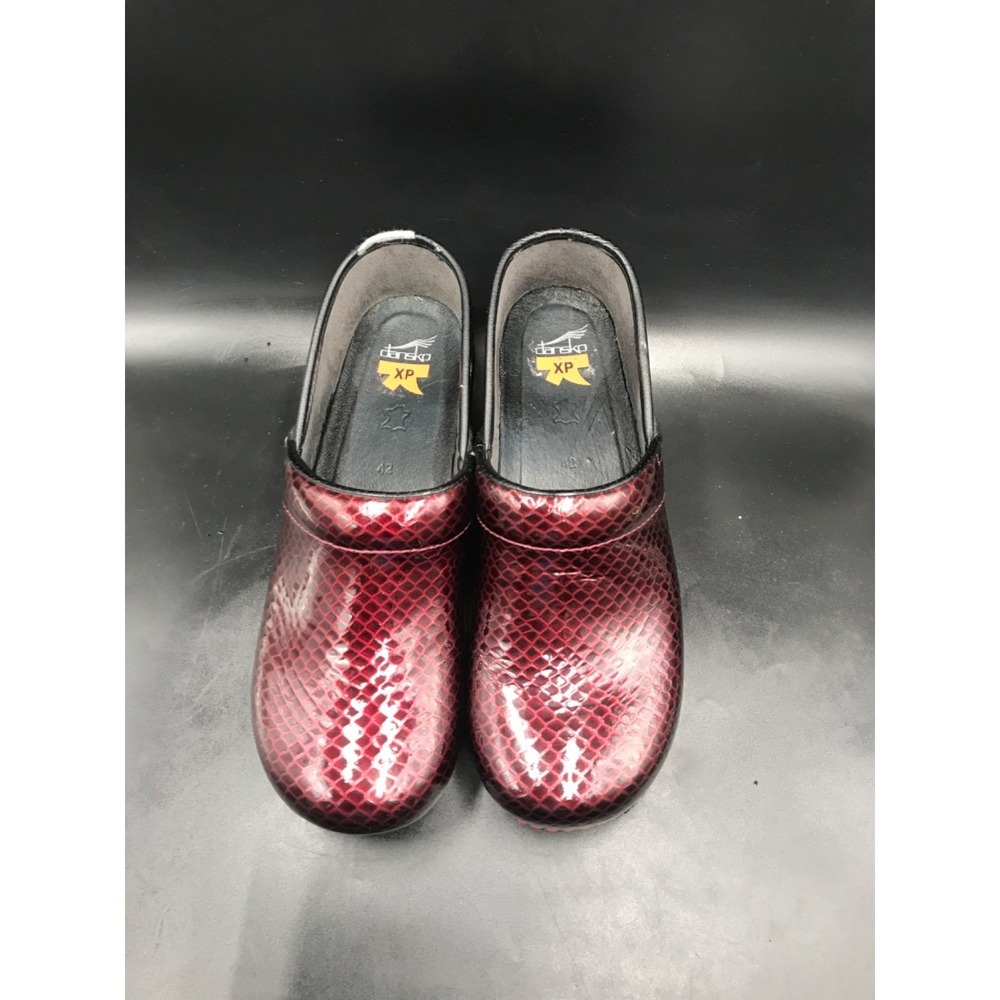 Dansko Pro XP Clog Women's Size 42 US 11 Red Embossed Snake Slip on Shoe - Picture 2 of 10